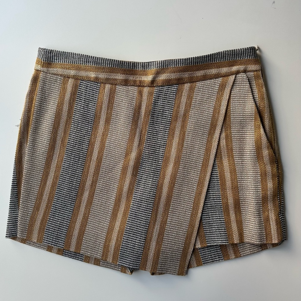 Barbara Bui Striped Knit Mini Skort in Gold and Gray-Black